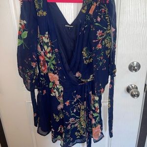 Floral Shorts Romper from Charlotte Russe+ size 1x Sheer open sleeve cute ties